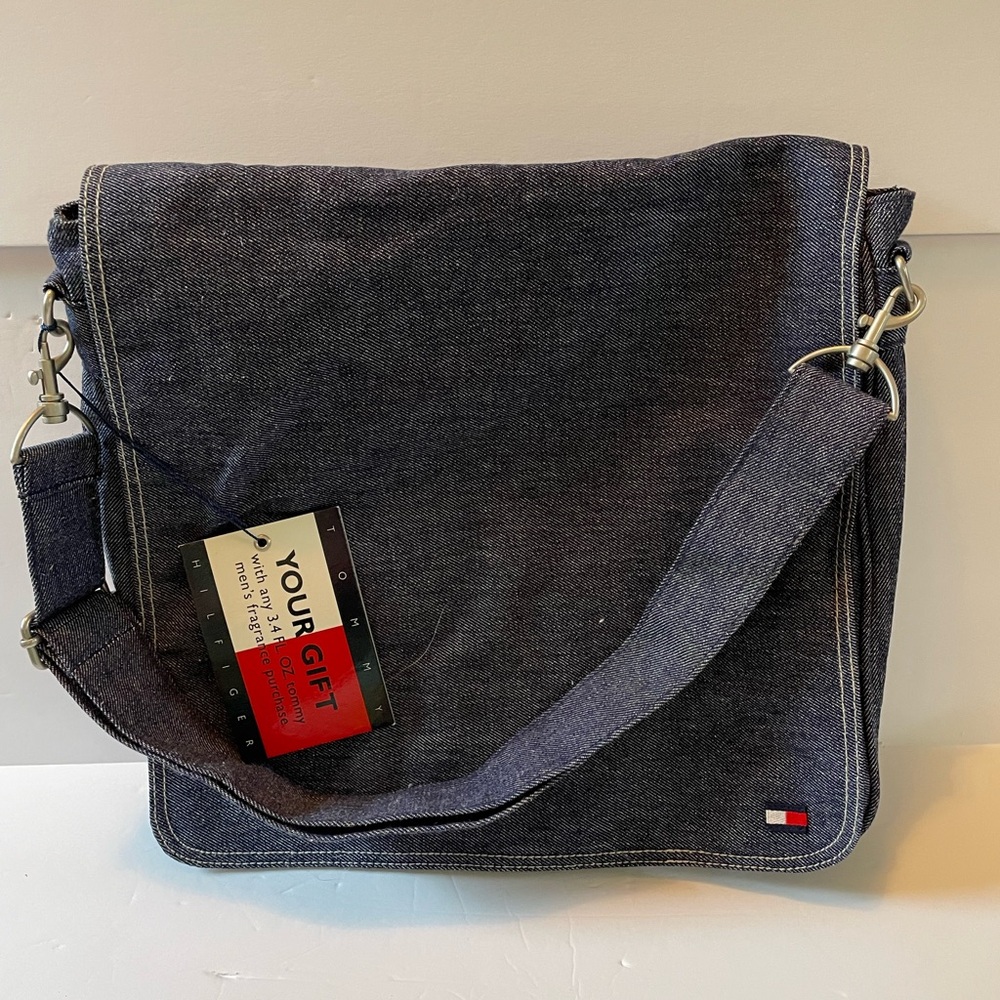Tommy Hilfiger Navy Messenger Bag